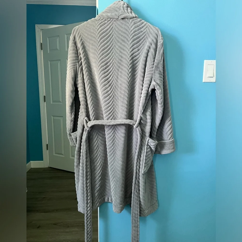 Charter Club Robe - Picture 6 of 8